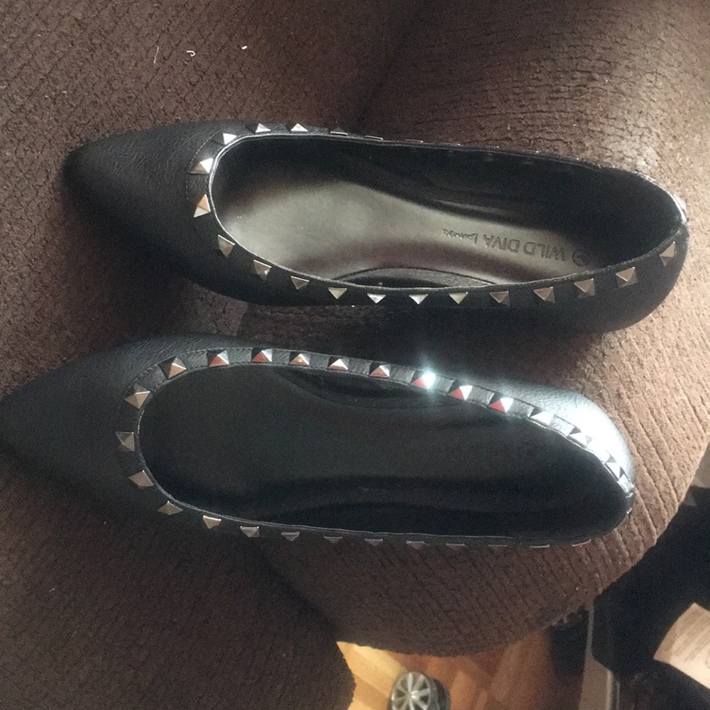Wild Diva pointed toe studded shoes
